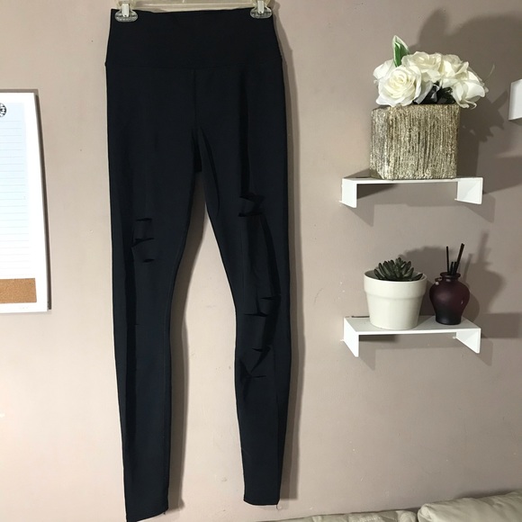 SOLD ALO YOGA LEGGINGS HIGH WAIST RIPPED WARRIOR - Picture 3 of 7